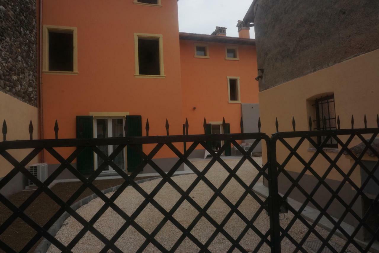 La Casa Di Edone Apartment Monzambano Exterior photo