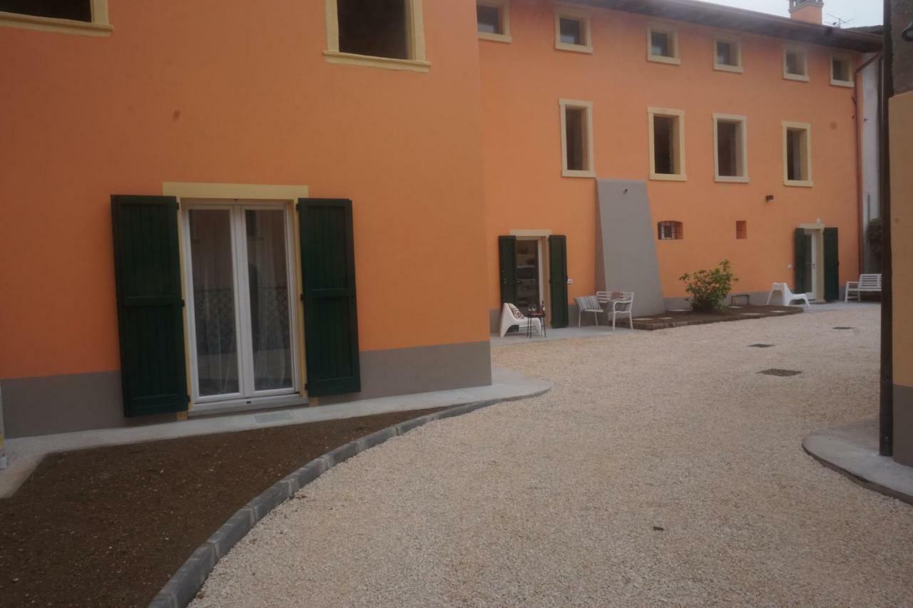 La Casa Di Edone Apartment Monzambano Exterior photo